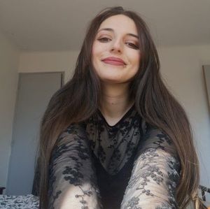 Meet your Posher, Pamela